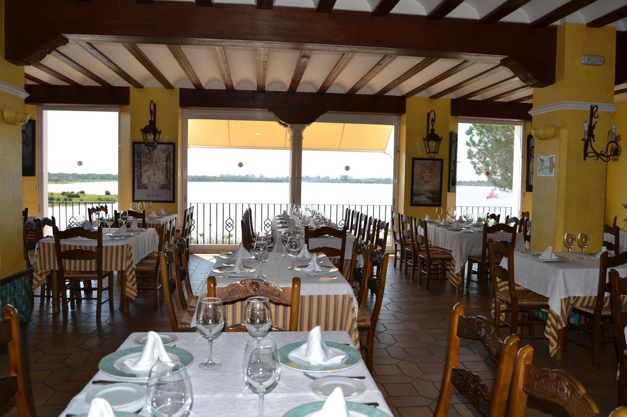 Hotel Restaurante Toruno El Rocío Dış mekan fotoğraf
